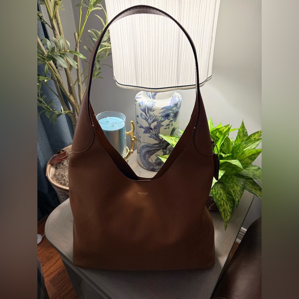 Coach Brooklyn Shoulder Bag 39
Purchased directly from Coach 
Dust bag included